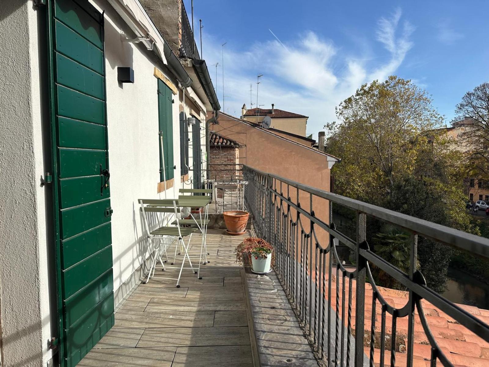 Welc-Om Savonarola Open Space Padova Luaran gambar