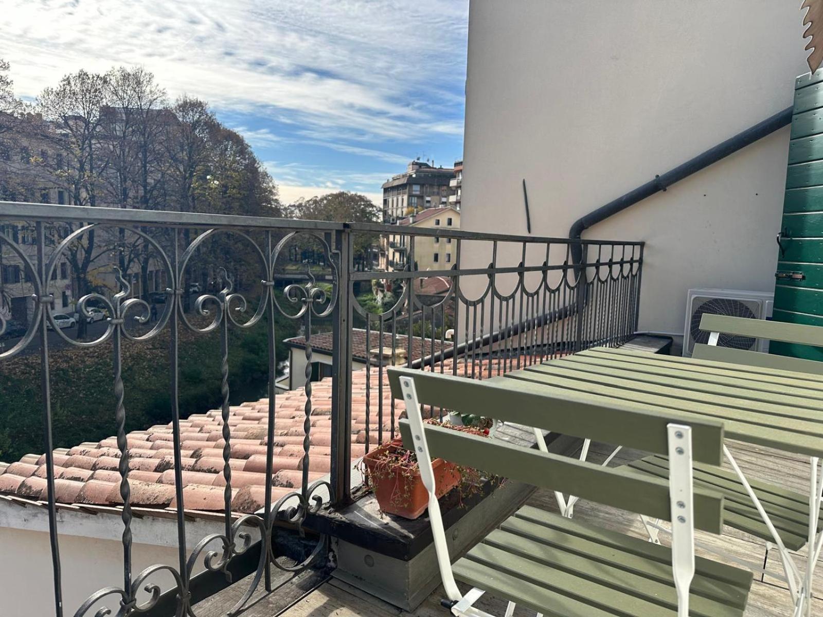Welc-Om Savonarola Open Space Padova Luaran gambar